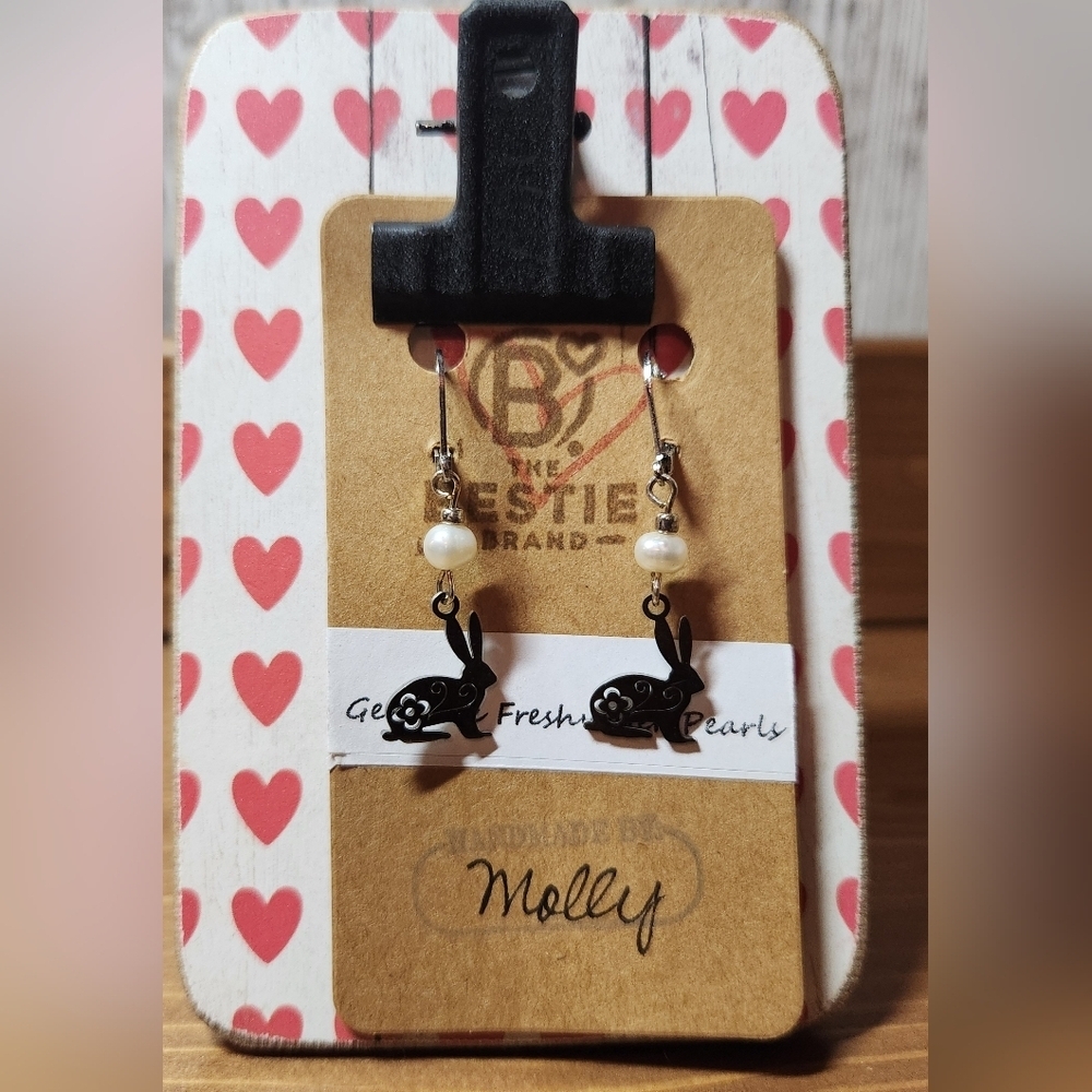 Silver in Color Bunny Rabbit Dangle Drop Earrings Freshwater Pearls Easter